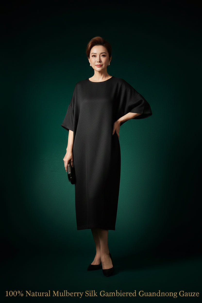 Damen Seidenkleid — 100% Maulbeerseide Gambiered Guangdong Gauze 香云纱 | Nadelstreifen | Nur 3 Exemplare