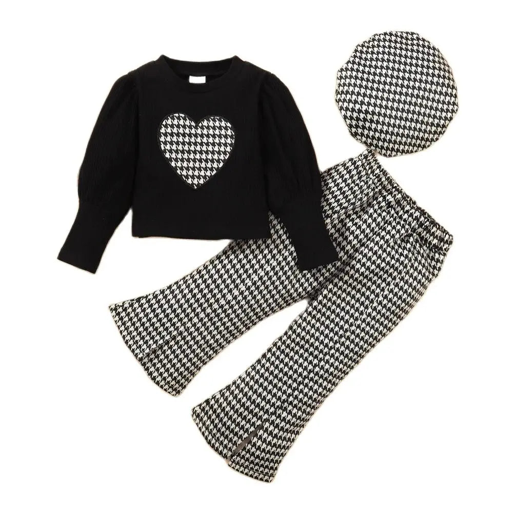 Mädchen 3-teiliges Set – Langarm-Top mit Herzprint, Karomuster-Hose & Mütze