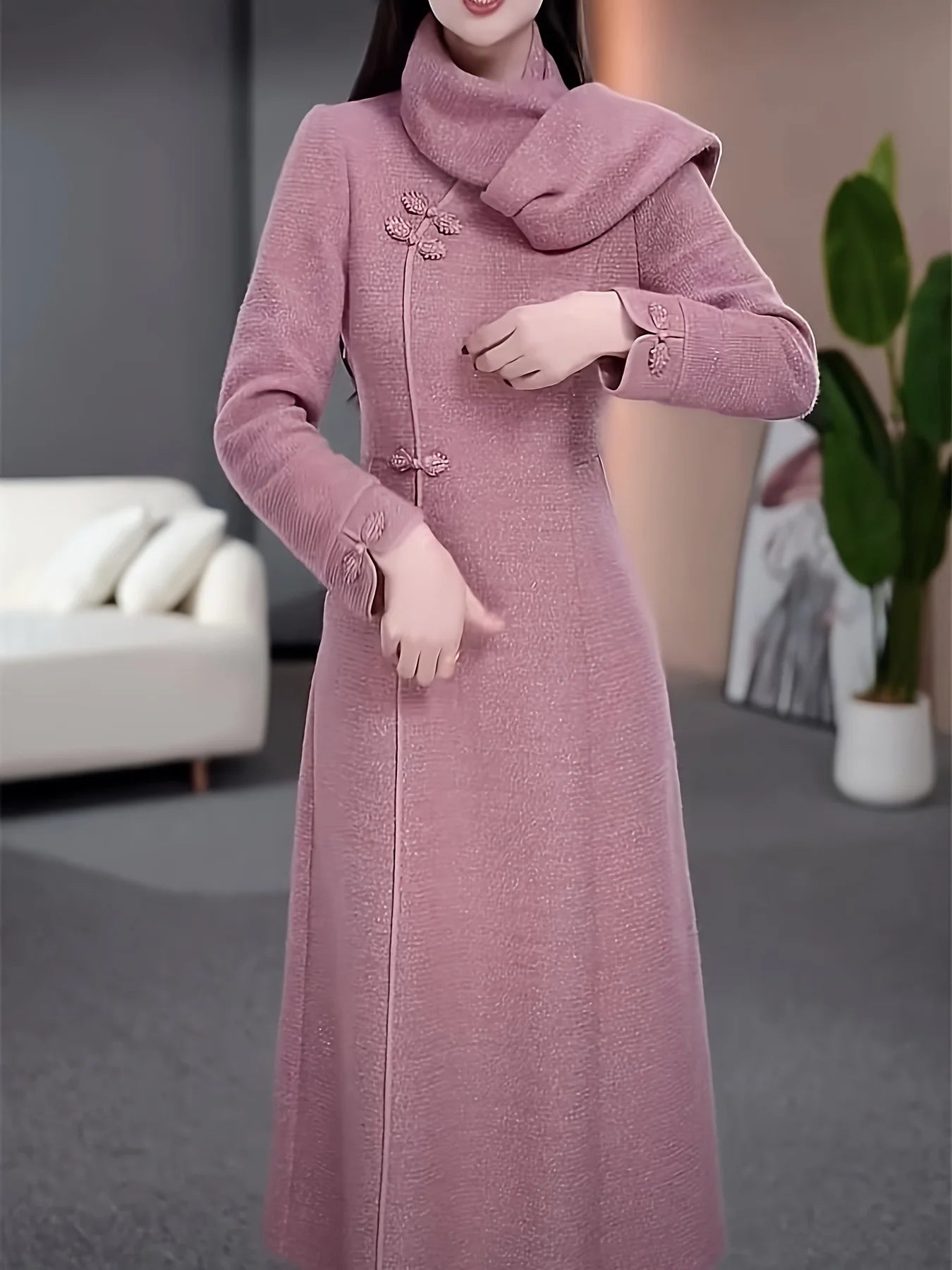 Cheongsam-Inspired Woolen Maxi Dress — Elegantes Wollkleid im Cheongsam-Stil