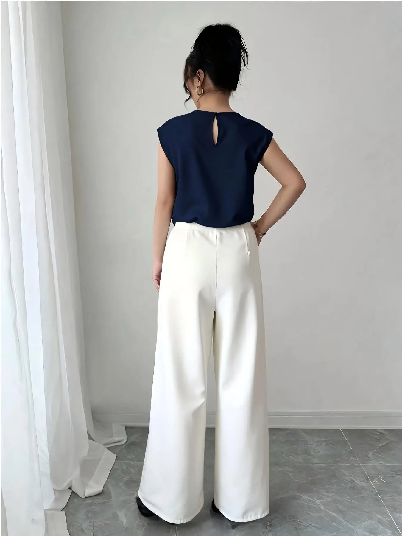 Silk Vest & Wide-Leg Pants Set — Elegantes Zweiteiler-Set
